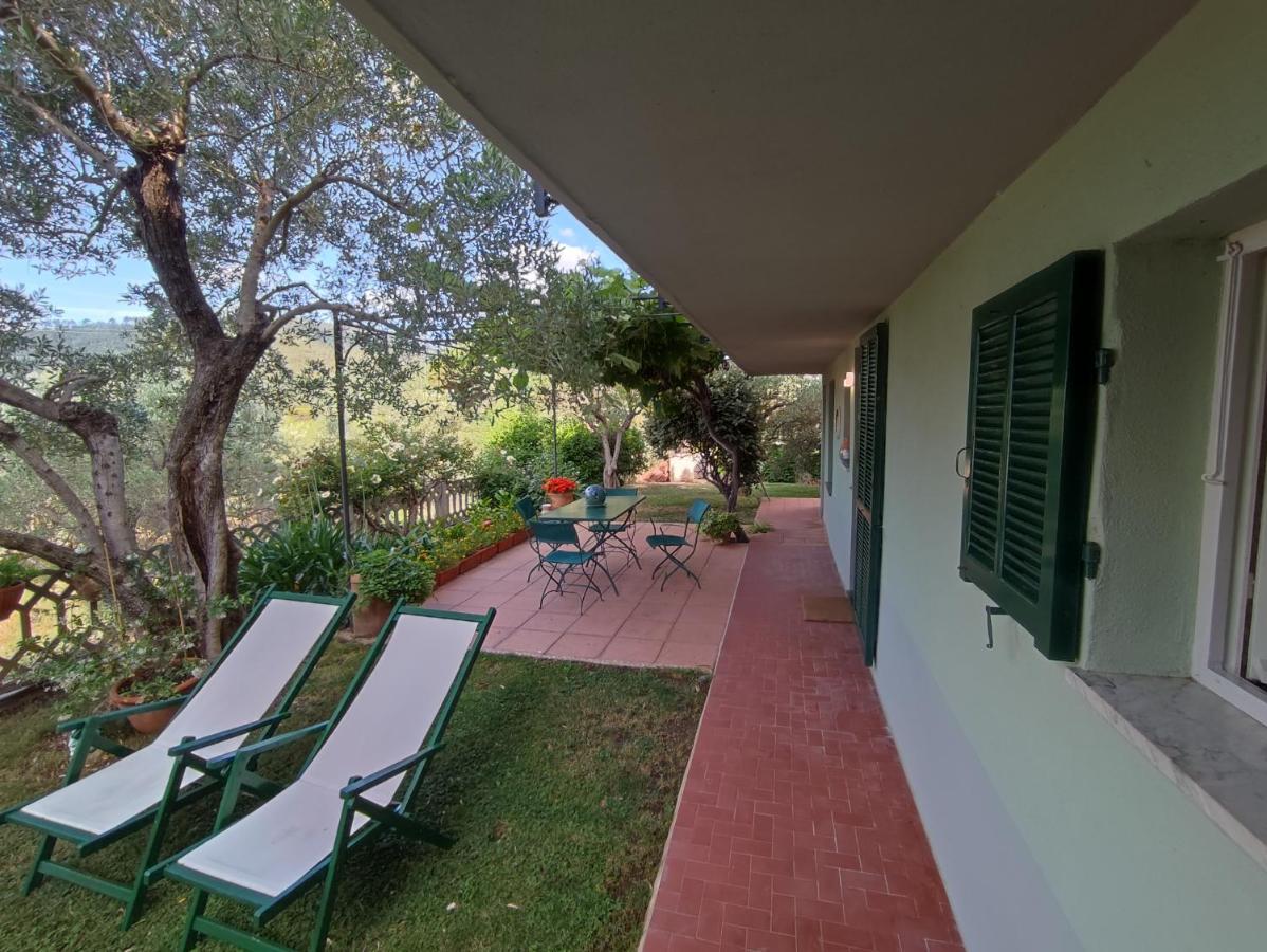 Cisano sul Neva Independent Apartment With A Fabulous Patio - Casa Penny מראה חיצוני תמונה