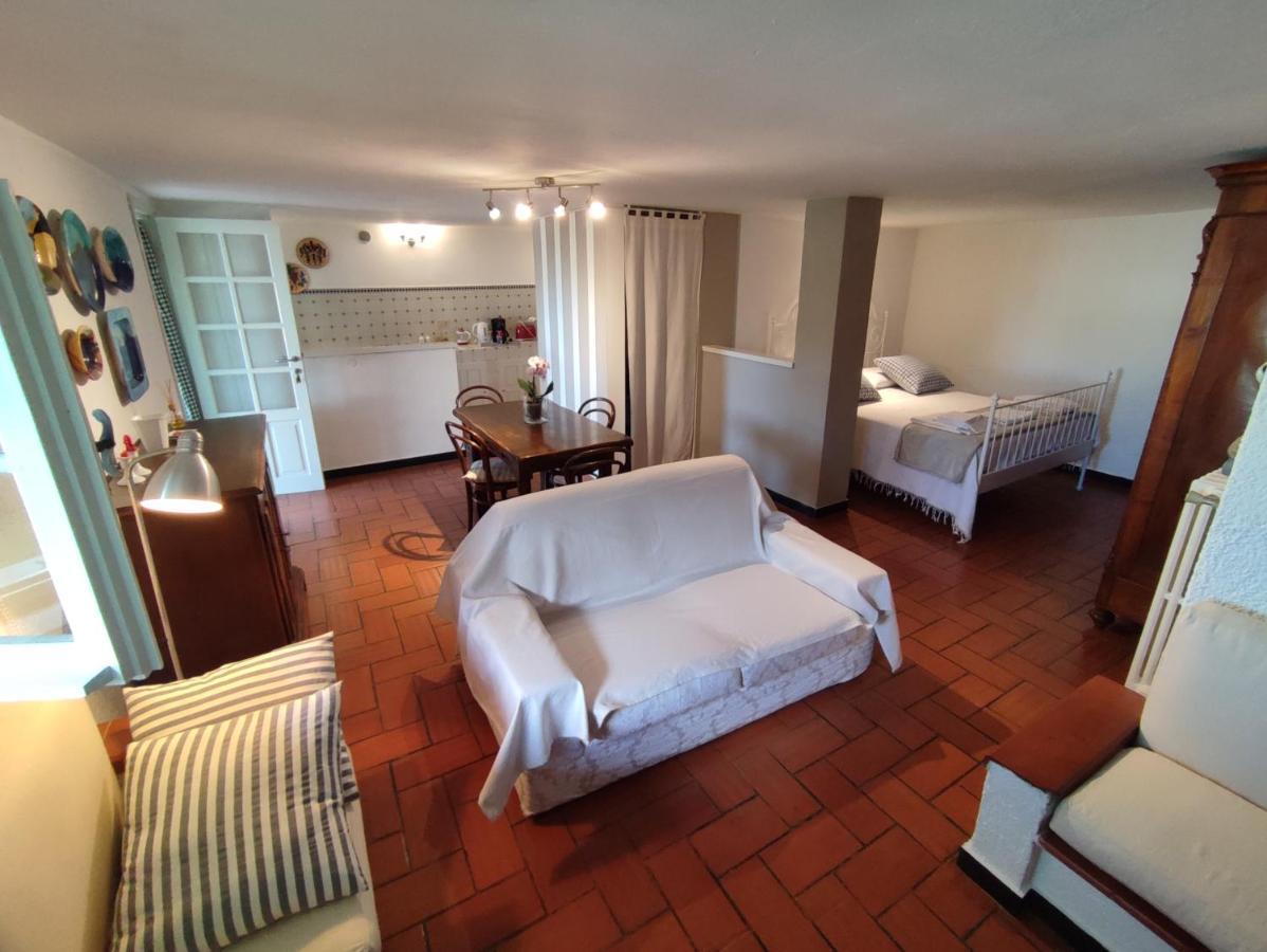 Cisano sul Neva Independent Apartment With A Fabulous Patio - Casa Penny מראה חיצוני תמונה