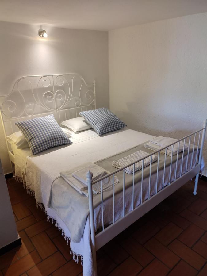 Cisano sul Neva Independent Apartment With A Fabulous Patio - Casa Penny מראה חיצוני תמונה